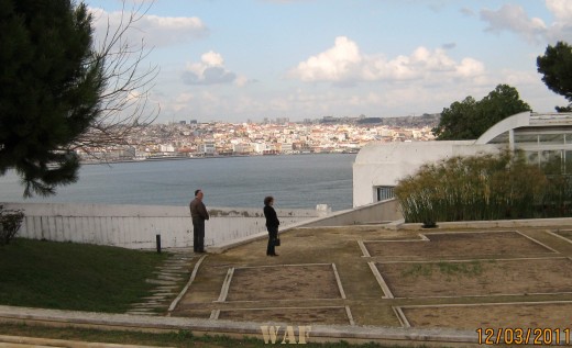 CÂNTICO À CIDADE DE ALMADA