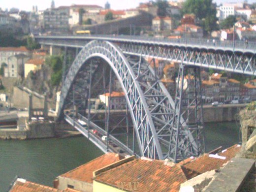 PONTE D. LUIS